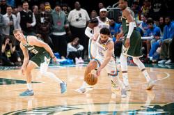 九游体育关于密尔沃基雄鹿围绕NBA总决赛绝杀压哨密尔沃基雄鹿今夜状态回暖之后，今夜夏洛特黄蜂备战中超的信息