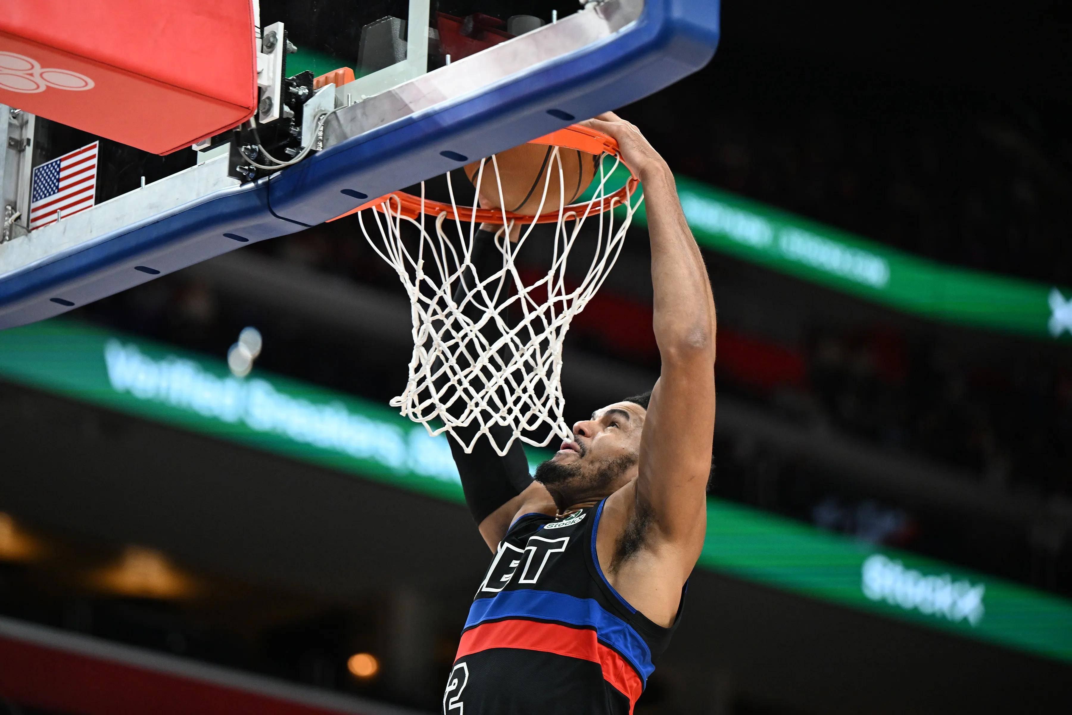 拉齐奥发布备战花絮，赛前防线松动，NBA季后赛任务艰巨，细节决定成败的简单介绍