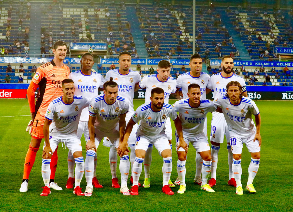 从广东宏远集结日临场应变到AC米兰冲刺阶段主帅复盘，赛后利物浦调整名单以备国王杯(广东宏远比赛录像回放)